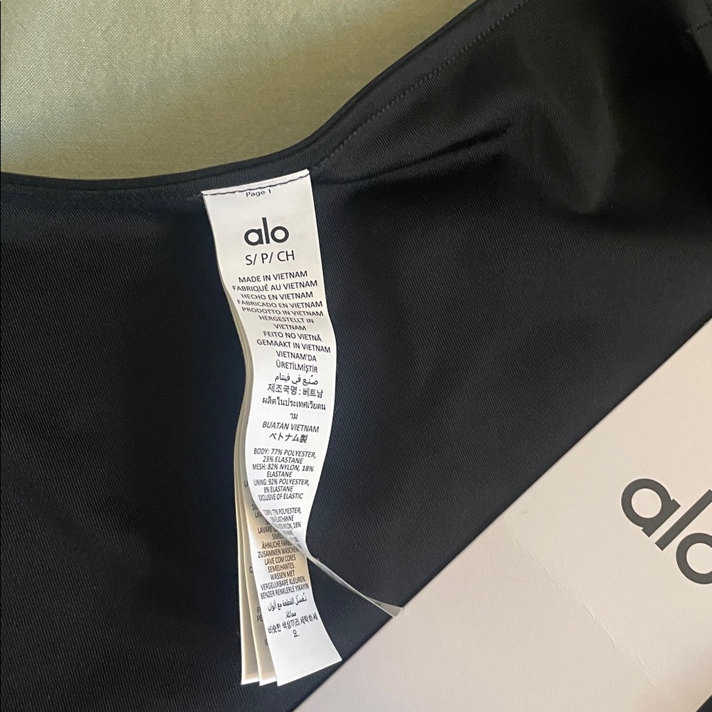 Alo Yoga Mesh Divine Long Sleeve Bra - Picture 5 of 6